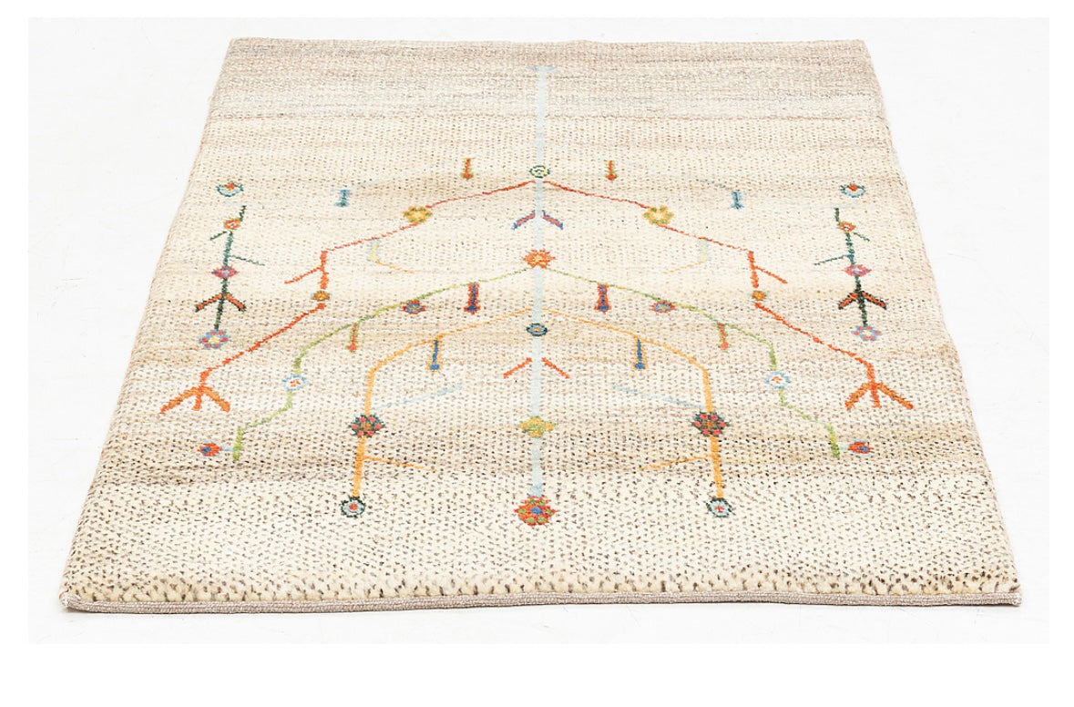 Brand new Gashagai nomadic carpet with amazing colors, and of the higest quality. Size about 100 x 150 cm