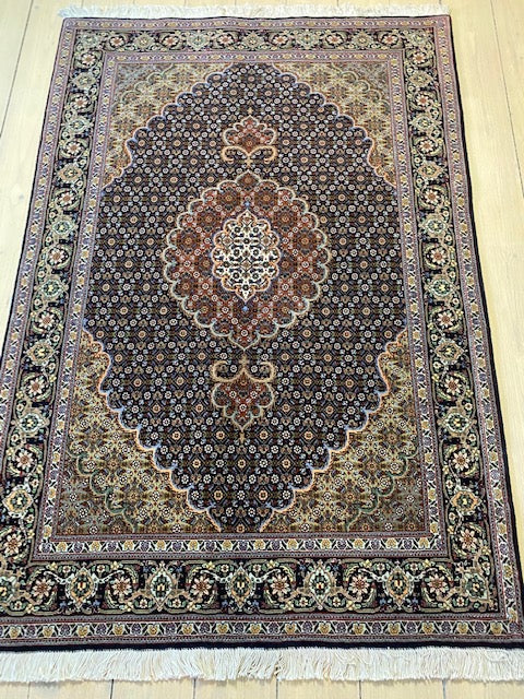 Persian Tabris made of pure korkwool, with silk inlays. Size ca 100 x 150 cm.