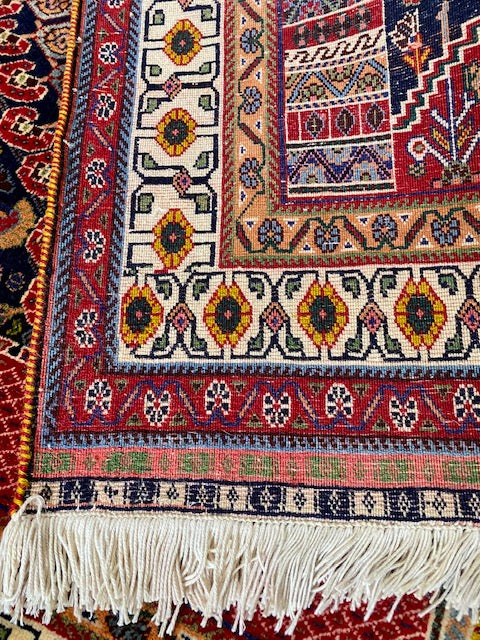 A brand new and very rare Gashgahi nomadic carpet of the highest quality! Size ca 100 x 150 cm.