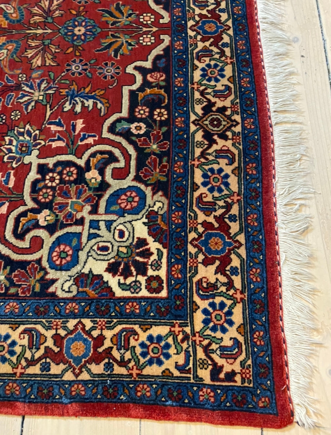 A Semianique Persian Bidjar carpet of the absolute highest quality, ca 111 x 179 cm