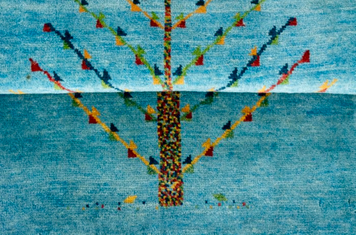 Gabbeh Loribaft with tree of life design. Size 80 x 120 Brand New!